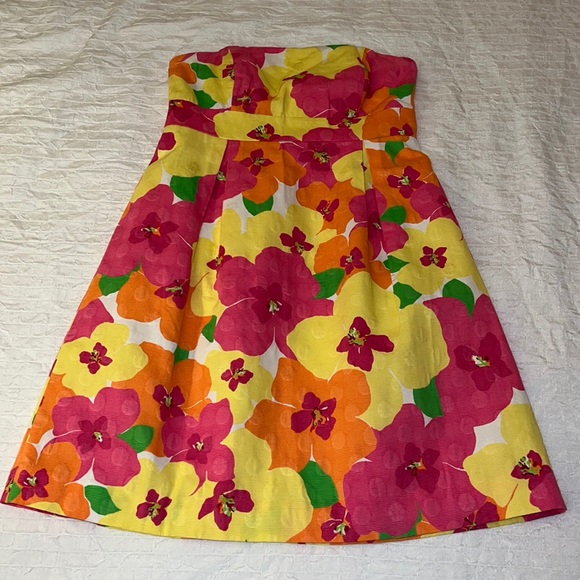 Lilly Pulitzer Size 2 Strapless Betsey Floral Punch Mini Dress EUC Like New - Picture 1 of 7